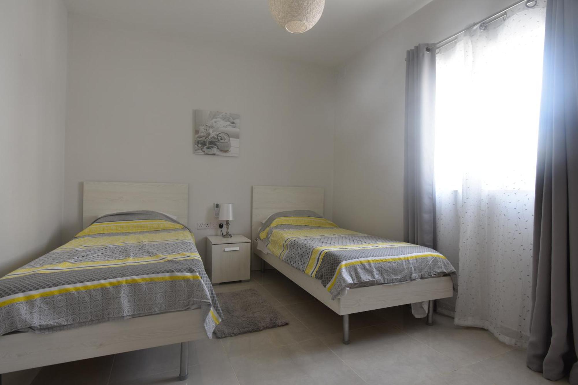 Marbella Holiday Apartments - Seafront - Wifi Marsaskala Room photo